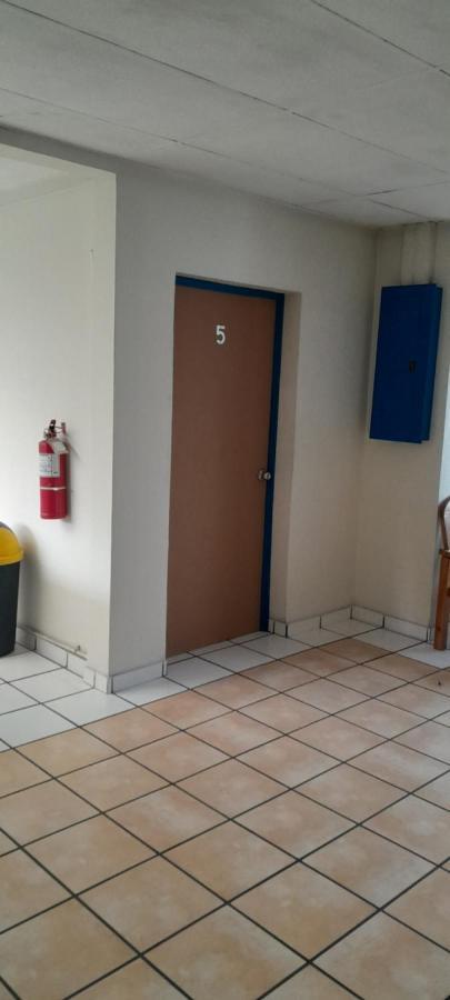 Hotel Happy House San Salvador Zewnętrze zdjęcie