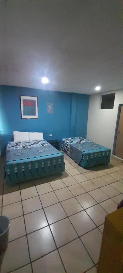 Hotel Happy House San Salvador Zewnętrze zdjęcie